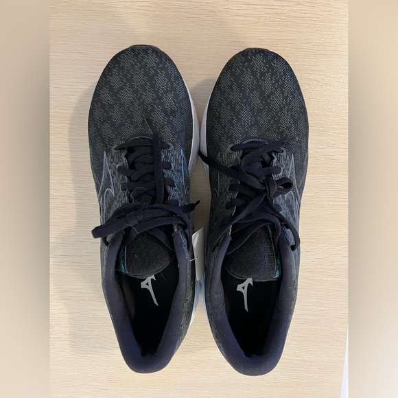 NWT Mizuno Men’s Wave Inspire 19 Sneaker 11.5 - Picture 5 of 8